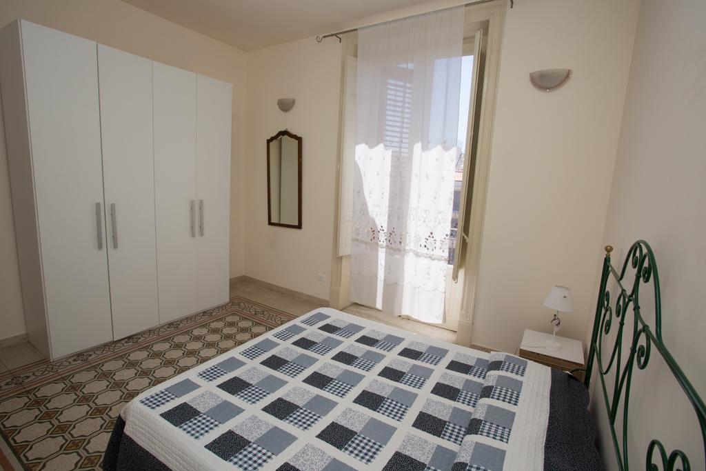 Massimissimo Apartment Palermo Exterior photo